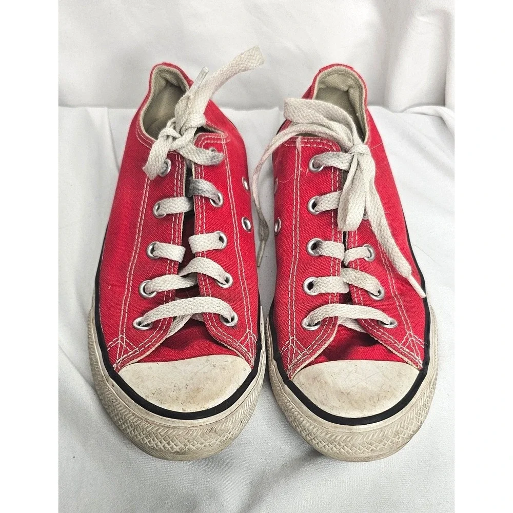 Converse All Star Low Top Sneaker 2 Youth Red Canvas Chuck Taylor 3J236